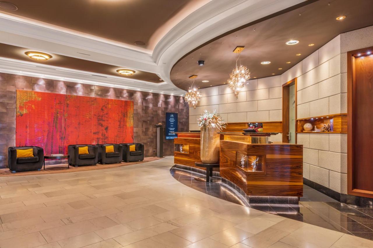 Der Heidehof Conference & Spa Resort Gaimersheim Екстер'єр фото