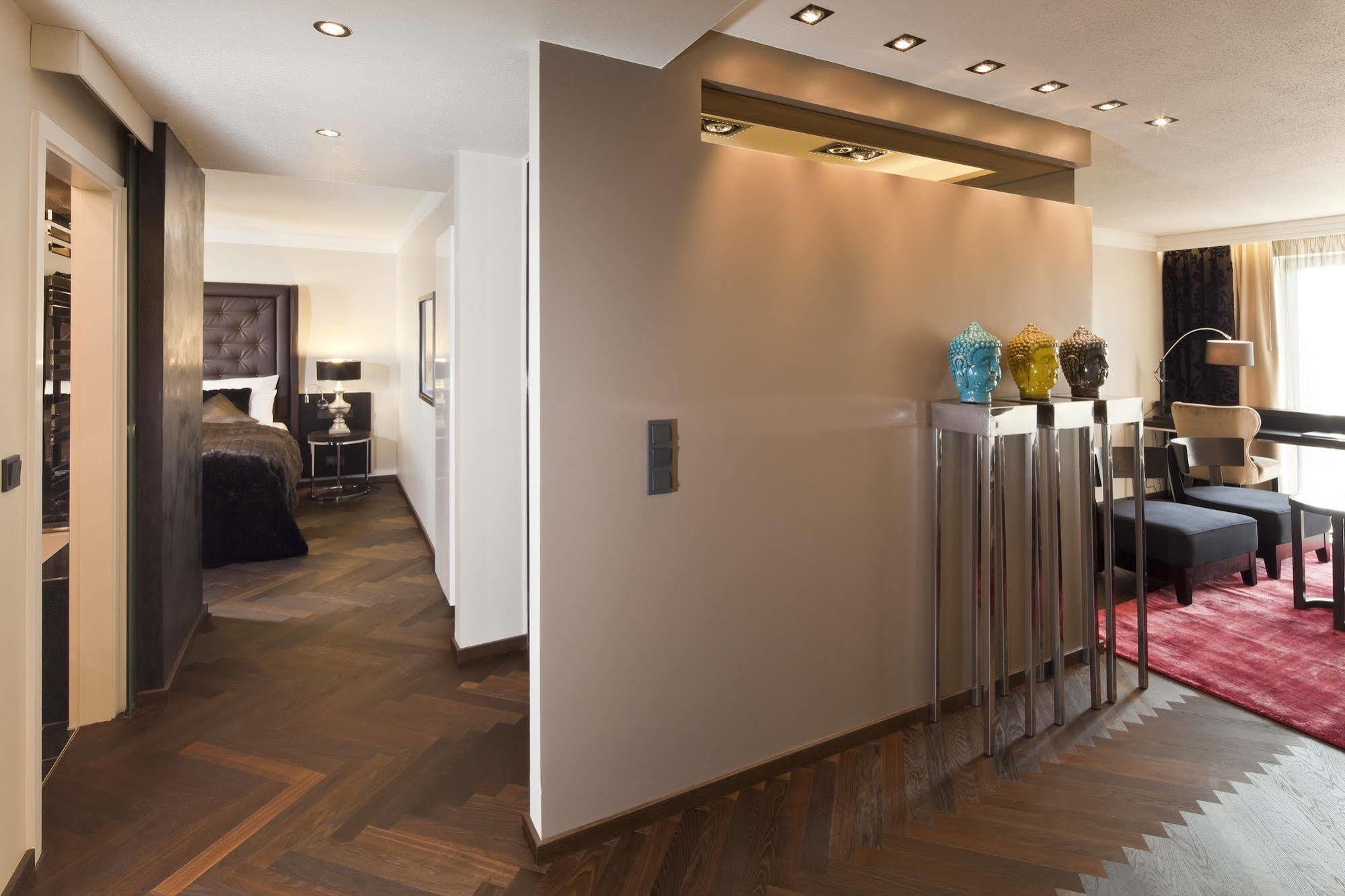Der Heidehof Conference & Spa Resort Gaimersheim Екстер'єр фото