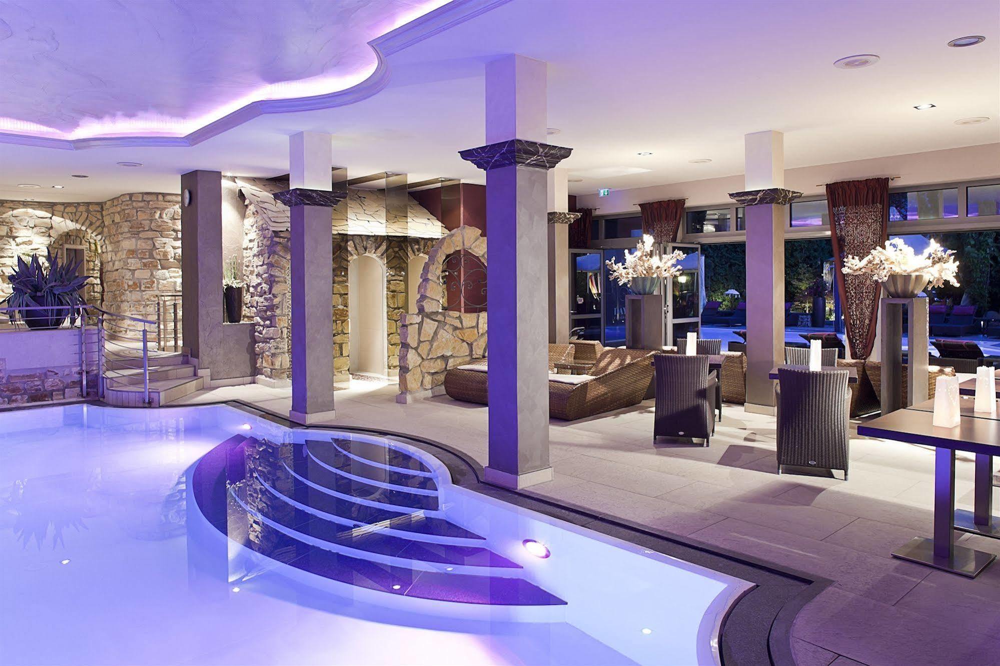 Der Heidehof Conference & Spa Resort Gaimersheim Екстер'єр фото